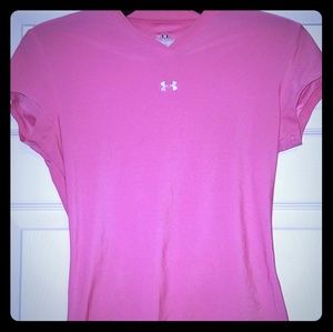 Barely Worn Short Sleeve Under Armor Pink -Medium